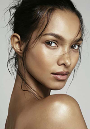 1 17 24 APB Jan Host Lais Ribeiro